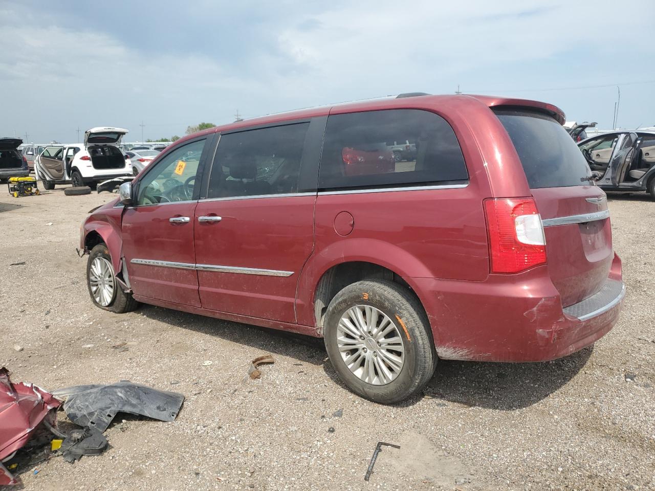 CHRYSLER TOWN & COUNTRY LIMITED