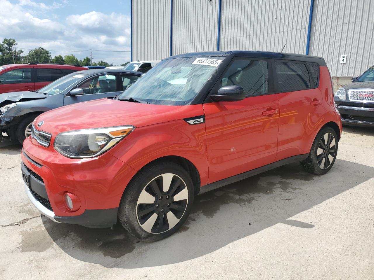 KIA SOUL +