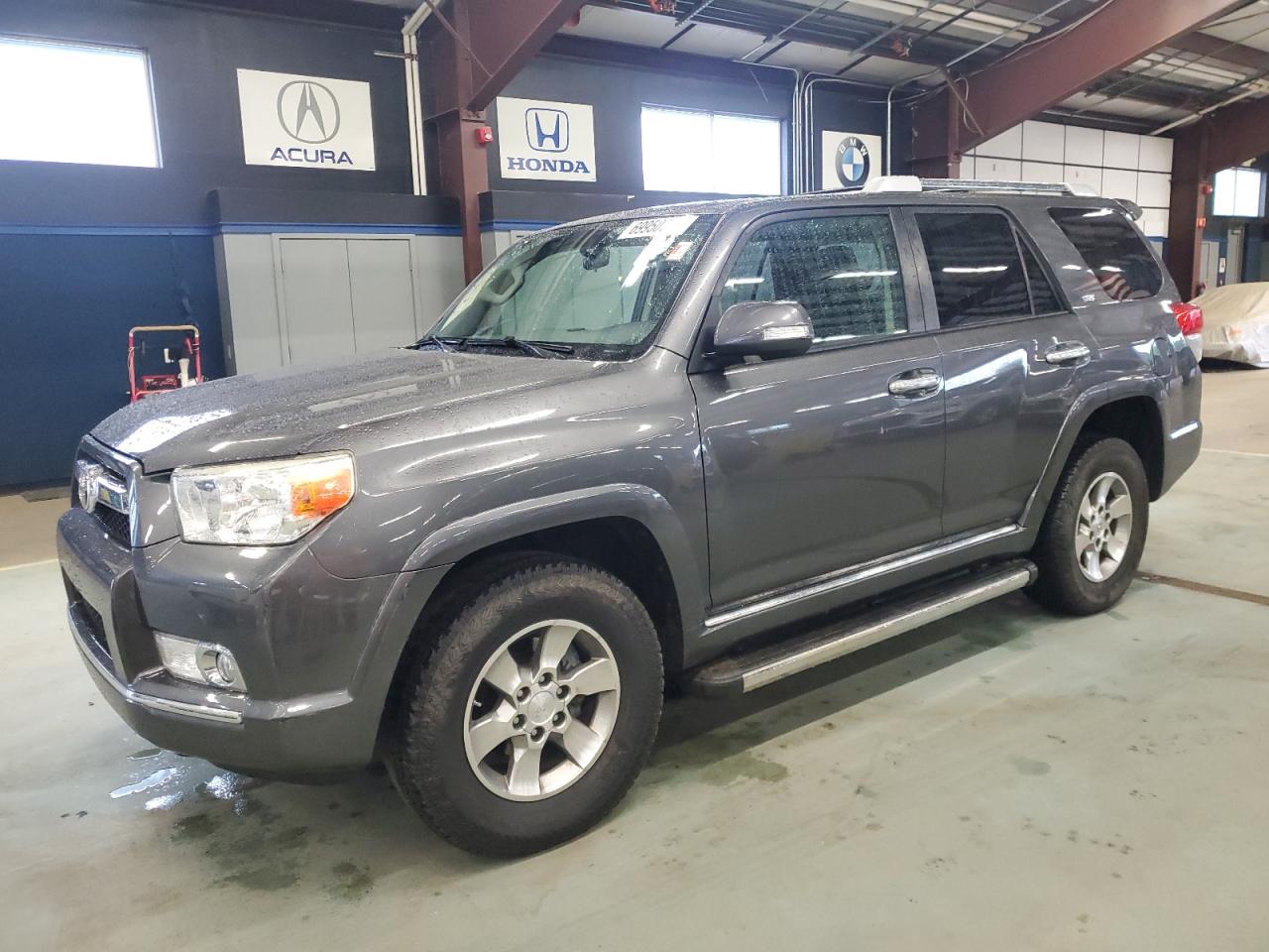 TOYOTA 4RUNNER SR5