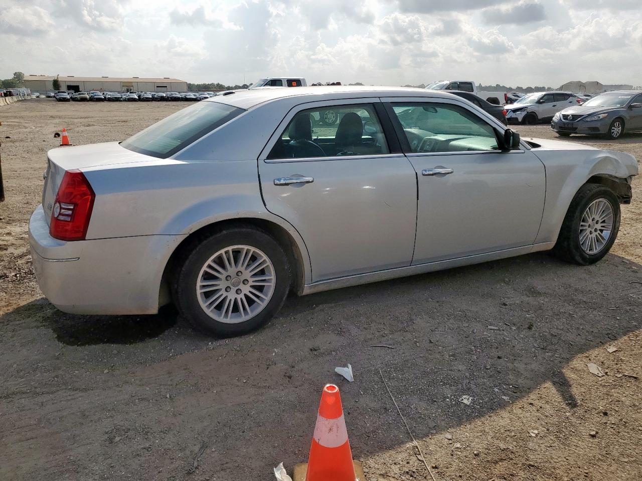 CHRYSLER 300 TOURING