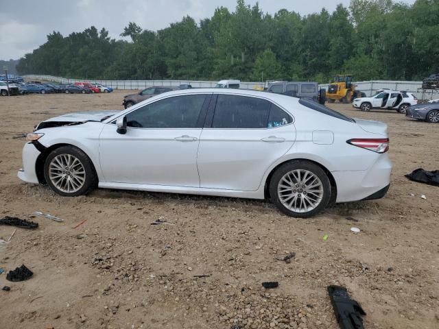 2018 TOYOTA CAMRY L 4T1B11HK6JU120201