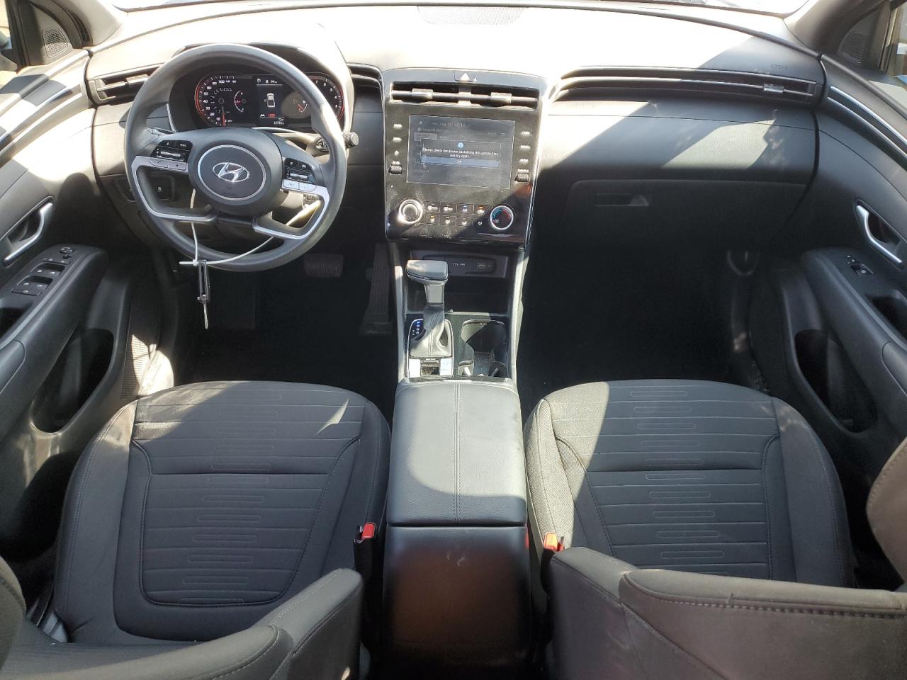 HYUNDAI SANTA CRUZ SE