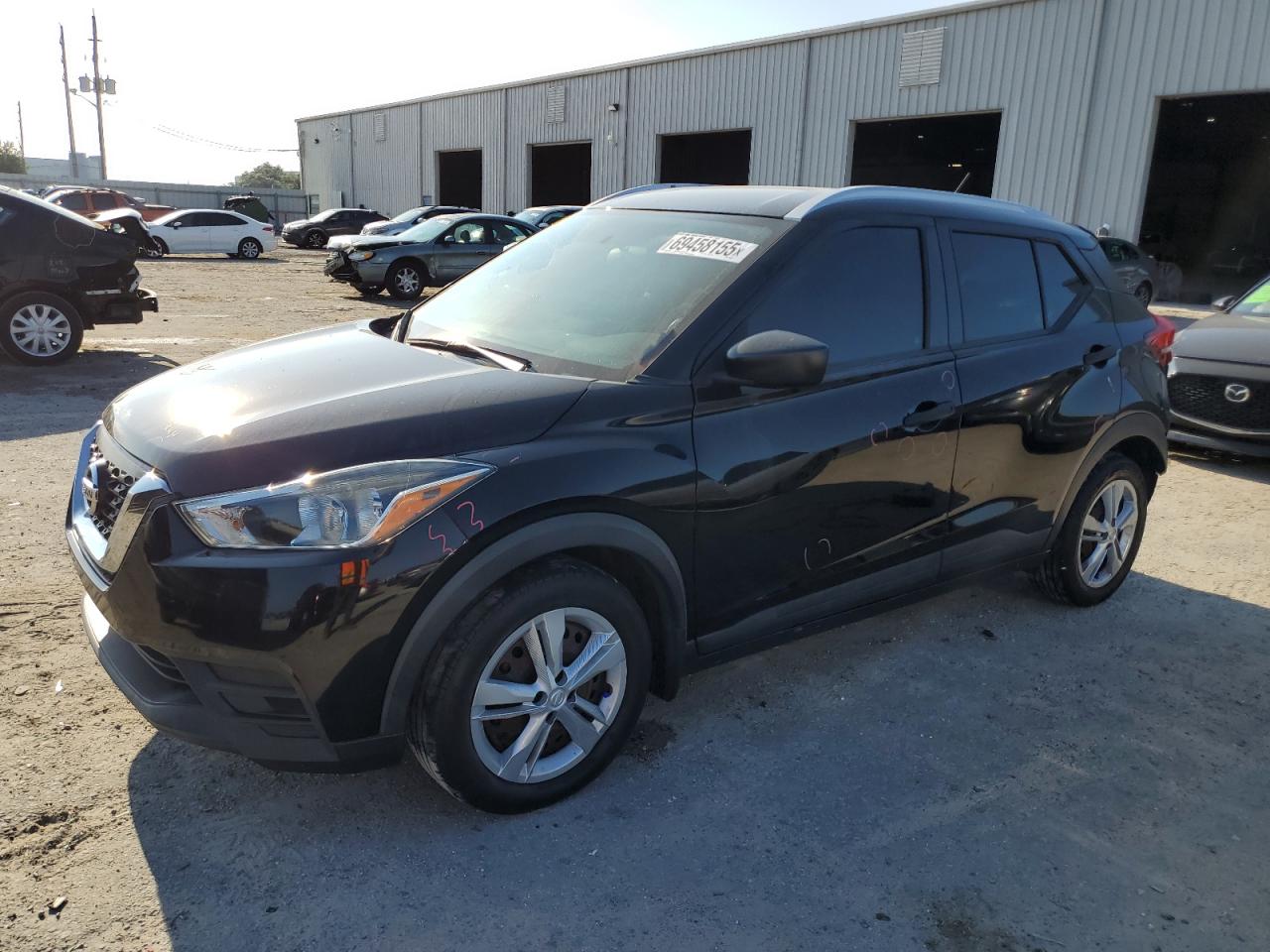 NISSAN KICKS S