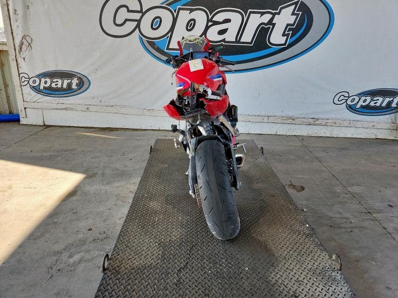 2024 HONDA CBR650 R - MLHRH1551R5000886