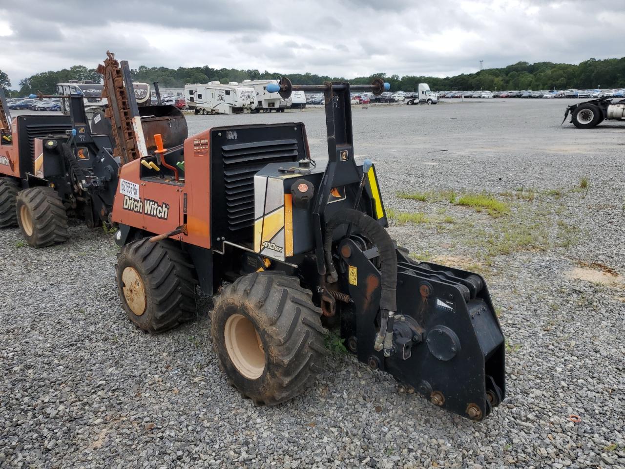 Lot #3302756362 2015 DITCHWITCH UNKNOWN