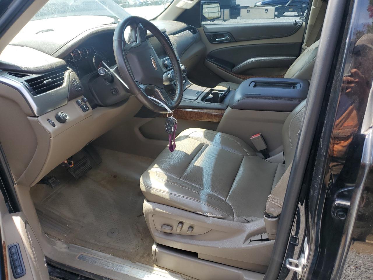 CHEVROLET TAHOE C1500 LTZ