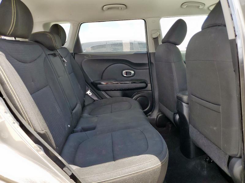 2015 KIA SOUL + - KNDJP3A55F7165487