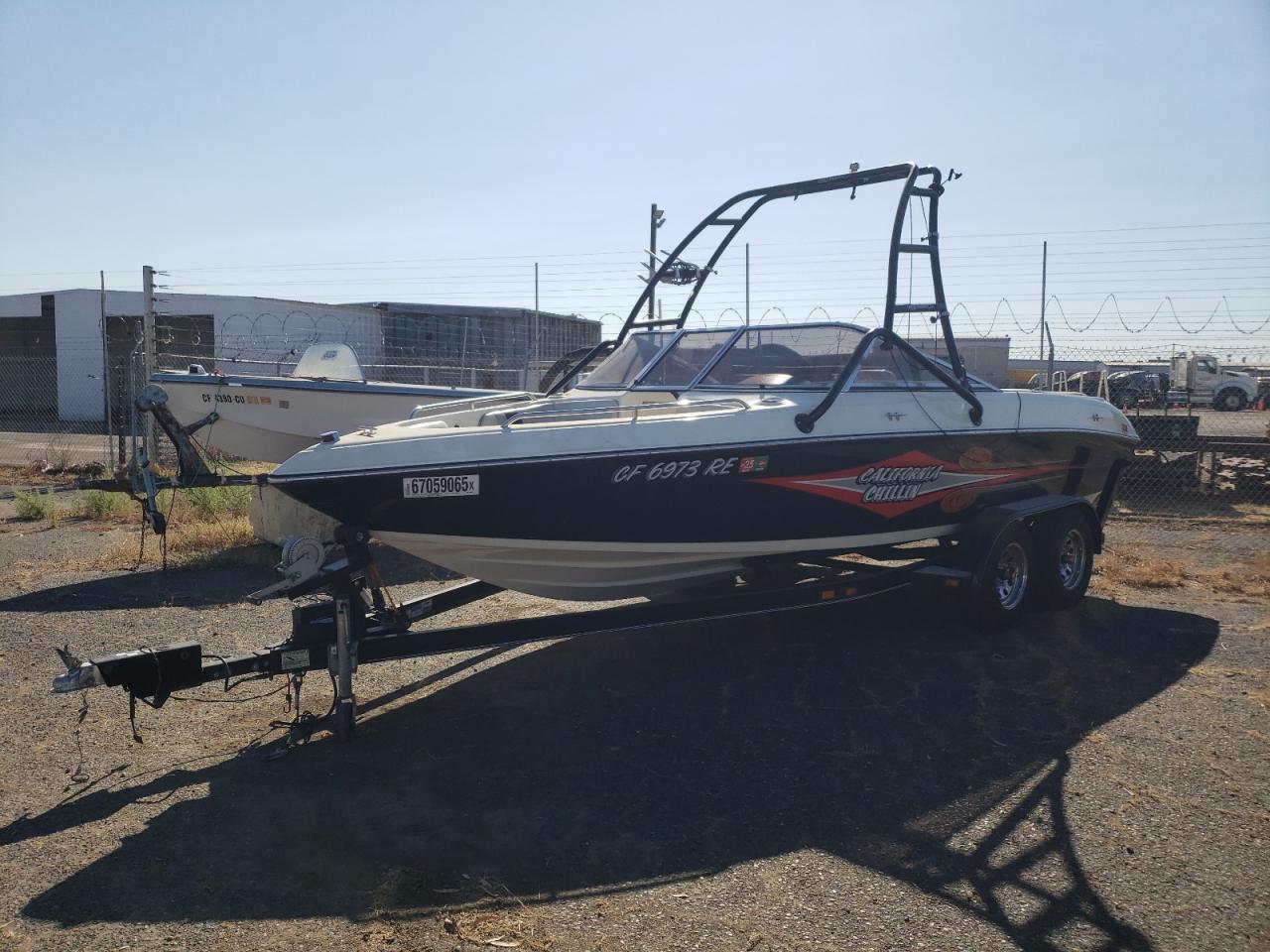 Lot #3259595424 2004 REINELL BOAT