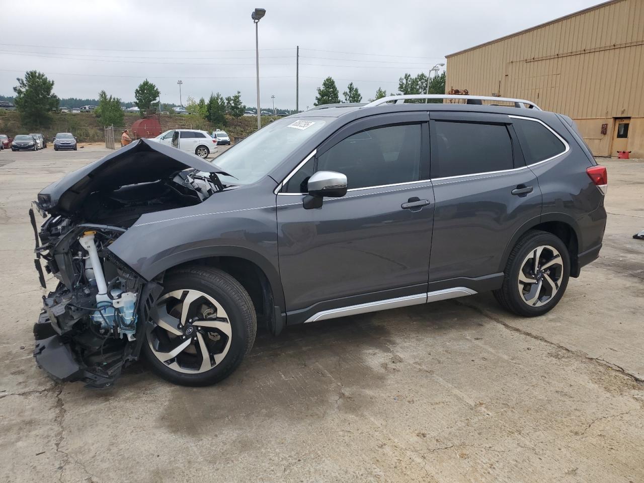 SUBARU FORESTER TOURING
