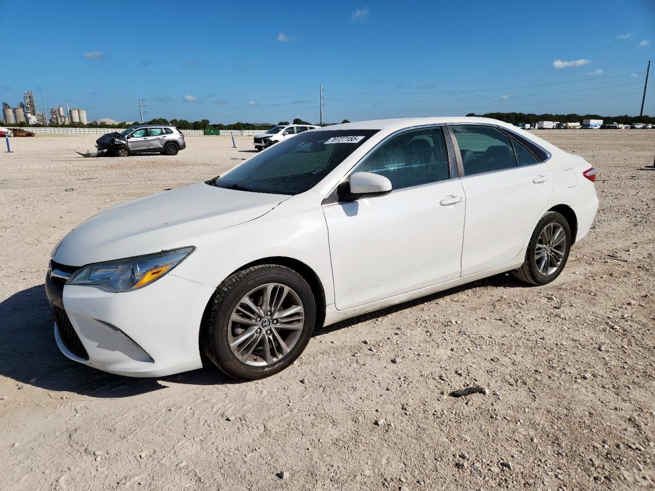TOYOTA CAMRY LE