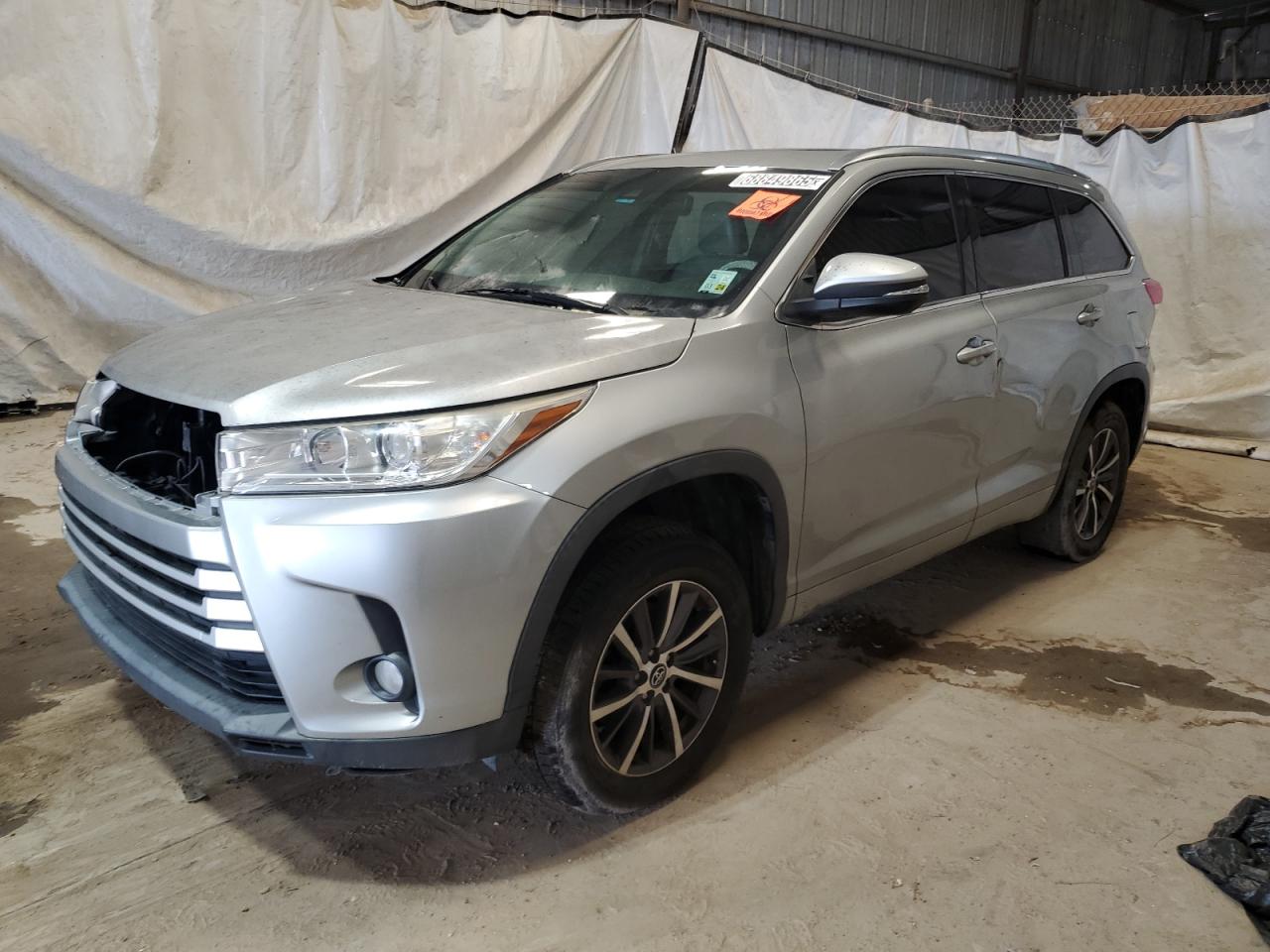 TOYOTA HIGHLANDER SE