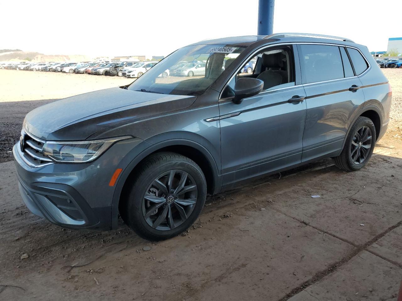 VOLKSWAGEN TIGUAN SE