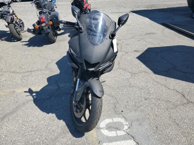 2020 YAMAHA YZFR3 A MH3RH18Y1LK004908