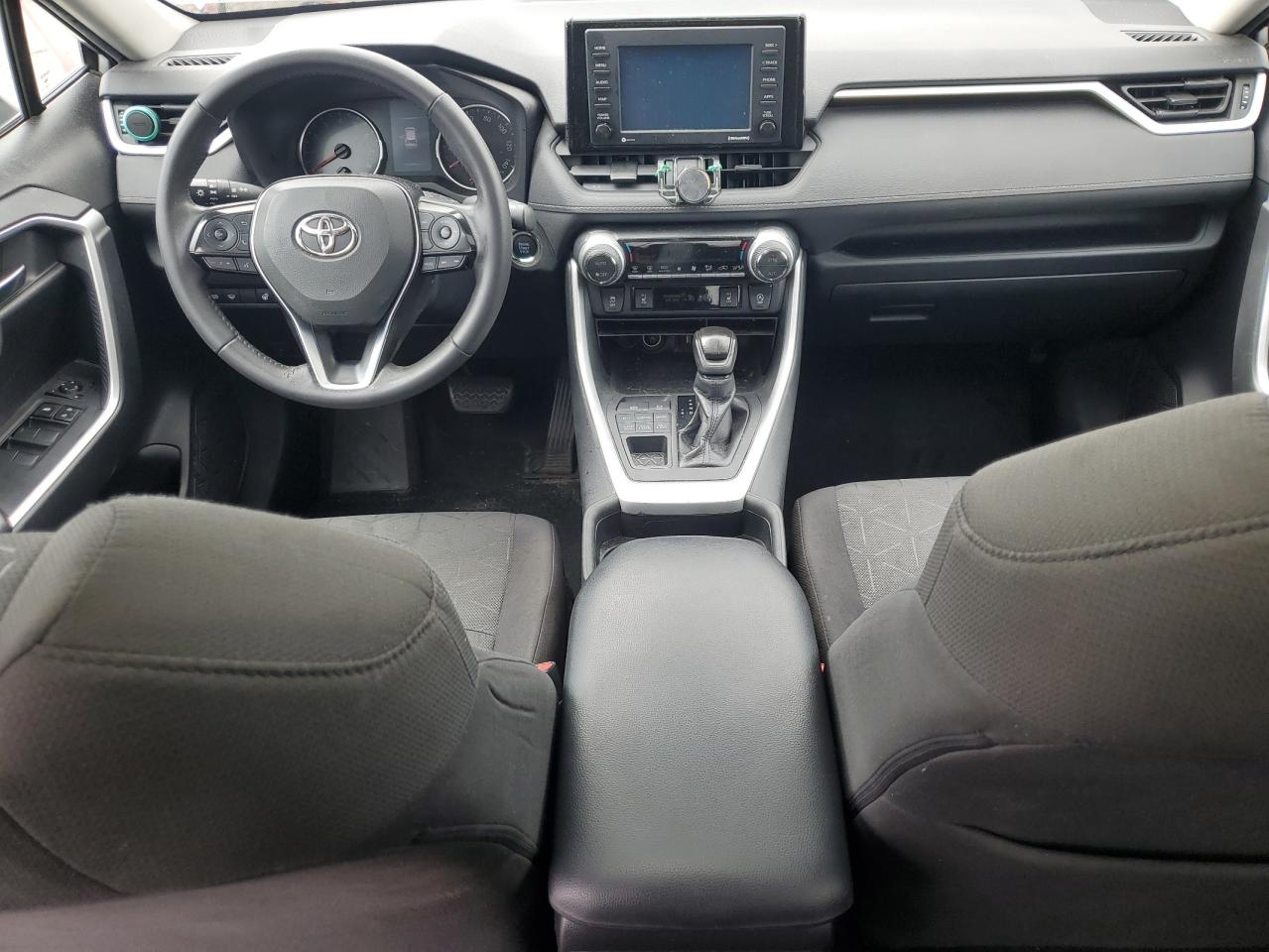 Lot #3301748340 2020 TOYOTA RAV4 XLE