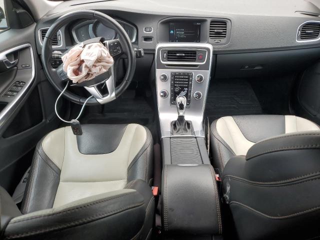 2017 VOLVO V60 CROSS YV440MWK0H1031978