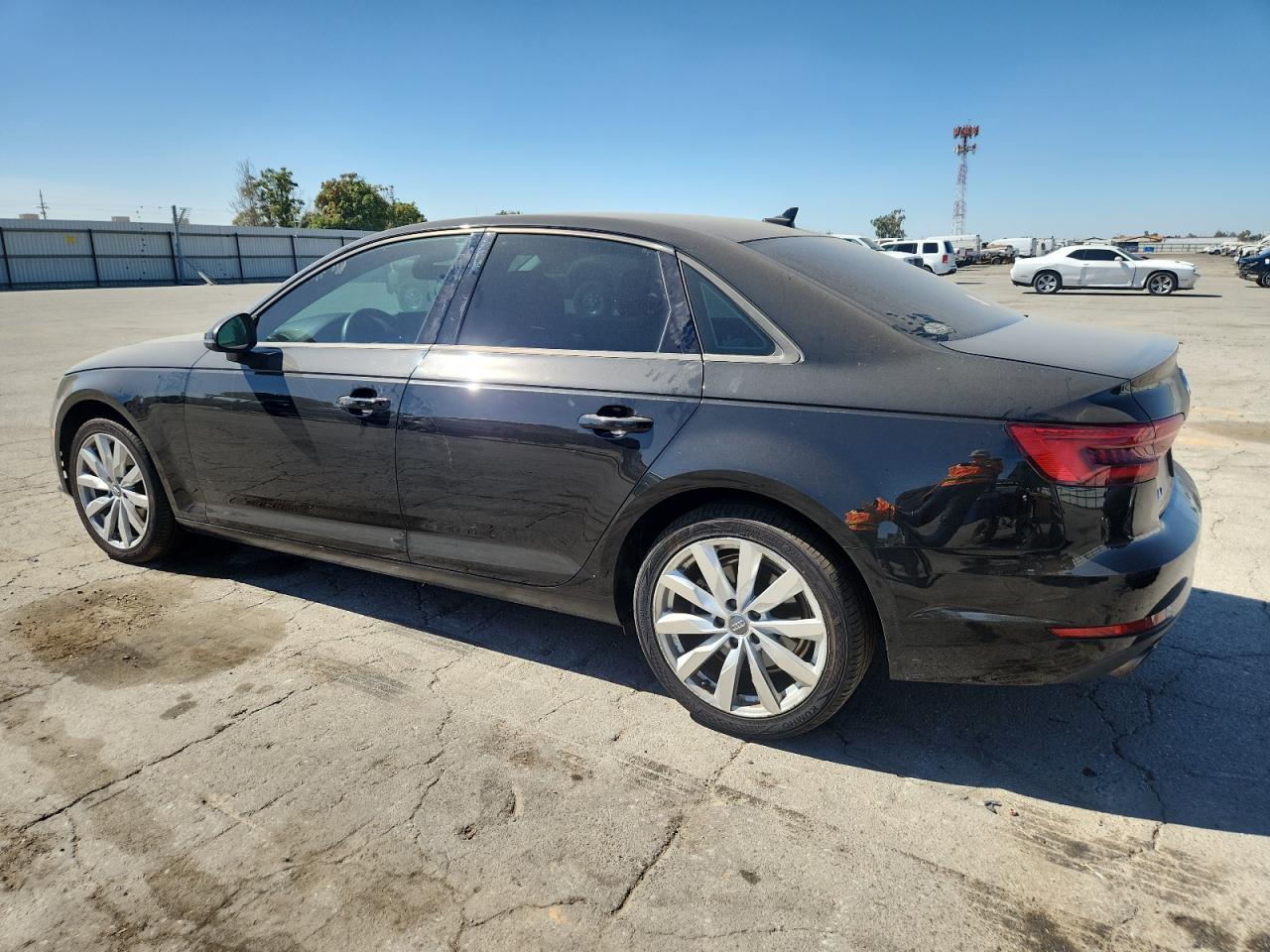 AUDI A4 ULTRA PREMIUM