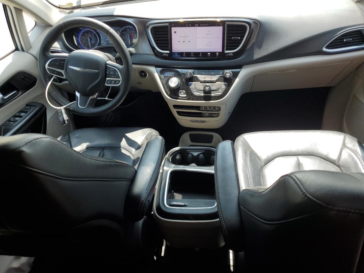 CHRYSLER PACIFICA TOURING L