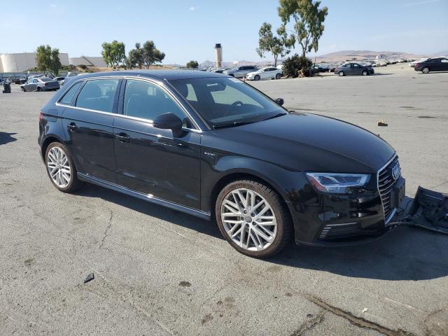 2018 AUDI A3 E-TRON WAUTPBFF9JA061338