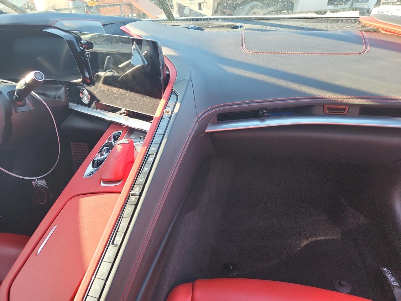 CHEVROLET CORVETTE STINGRAY 2LT