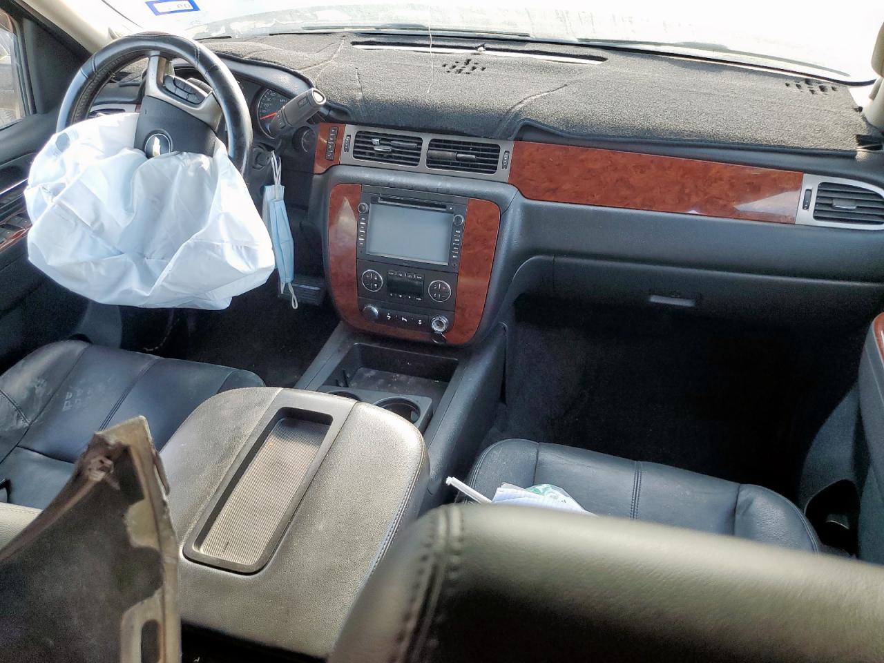 CHEVROLET TAHOE C1500 LT