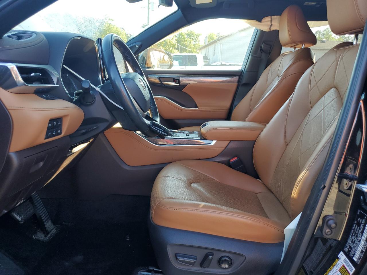 TOYOTA HIGHLANDER HYBRID PLATINUM