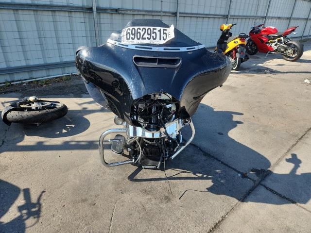 2022 HARLEY-DAVIDSON FLHX 1HD1KBC28NB615932