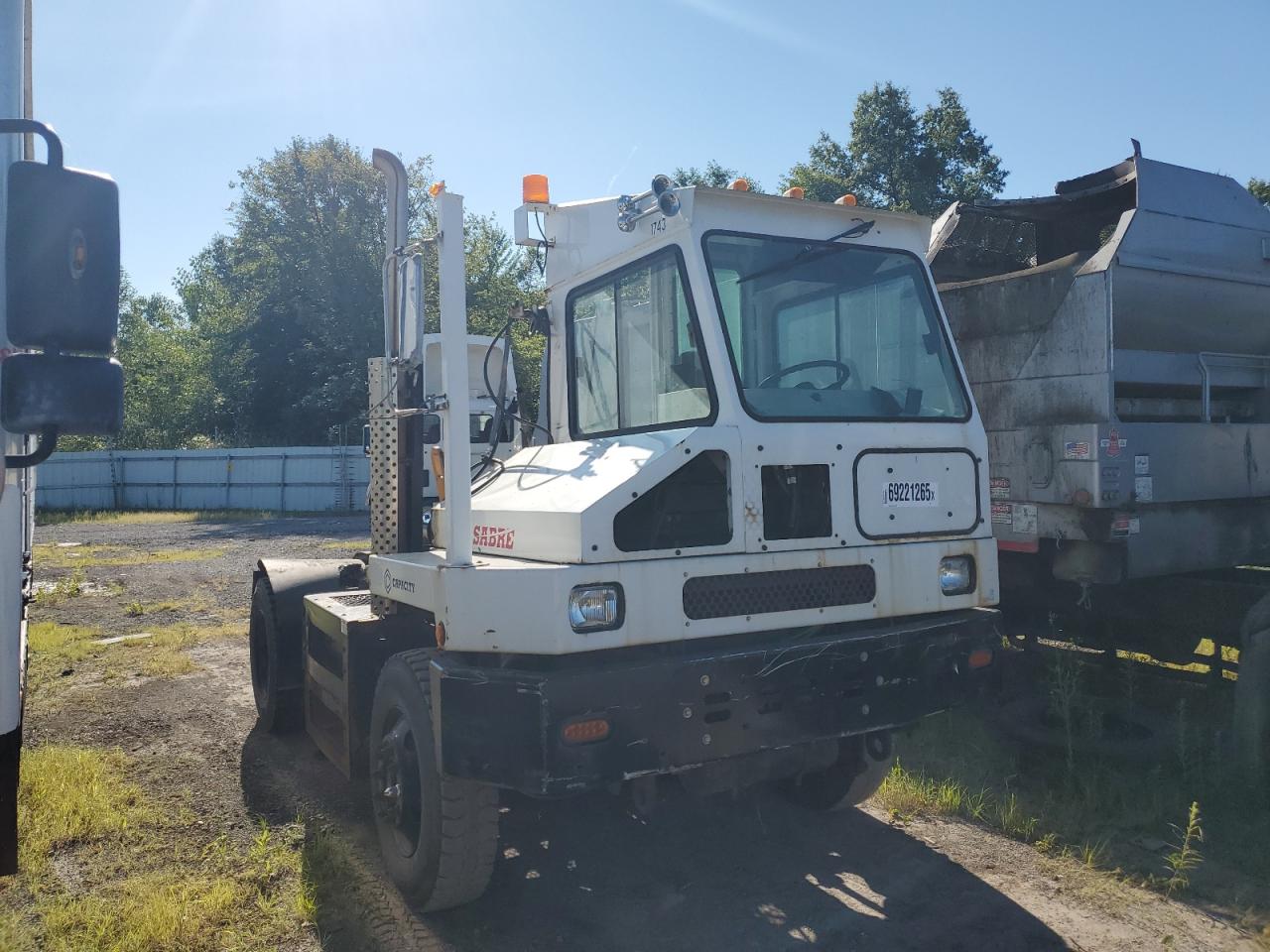 Lot #3222439283 2017 CAPACITY UNKNOWN