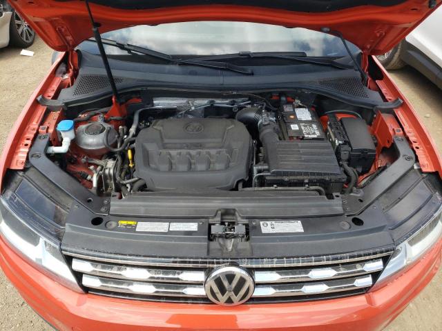 2018 VOLKSWAGEN TIGUAN SE 3VV2B7AX7JM070053