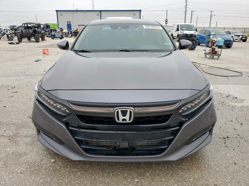 2018 HONDA ACCORD TOU 1HGCV2F99JA051218