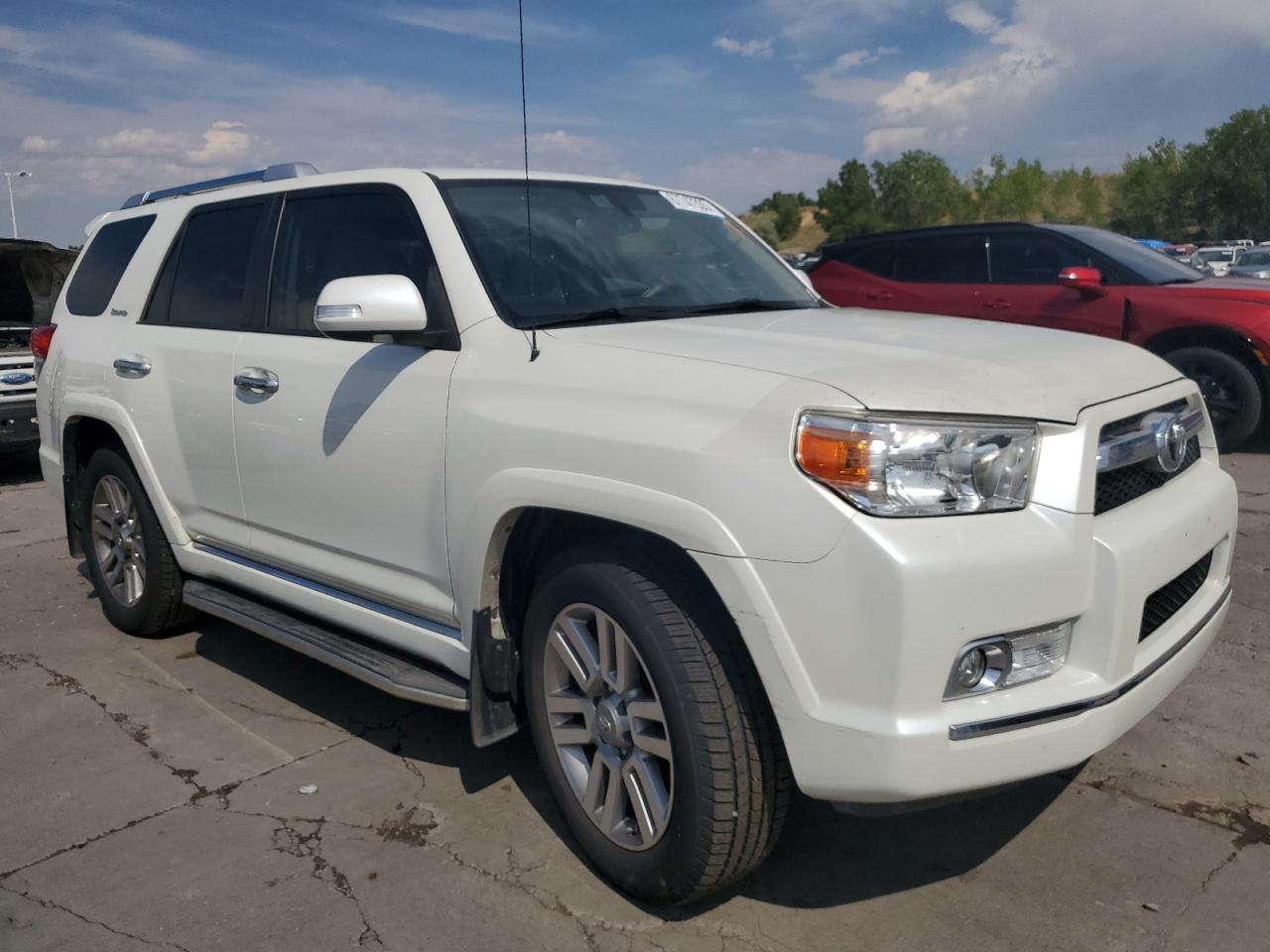 TOYOTA 4RUNNER SR5