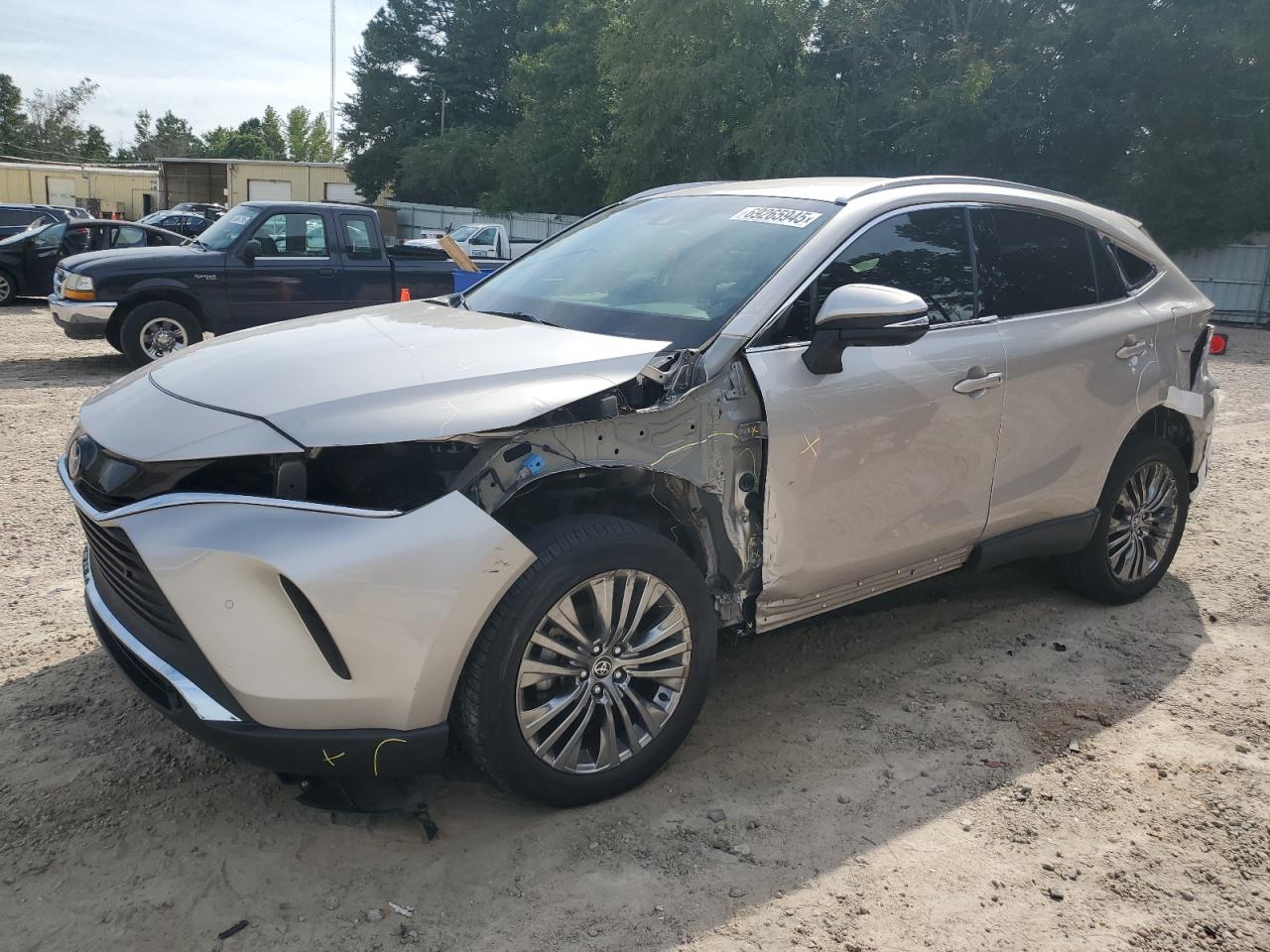 TOYOTA VENZA LE