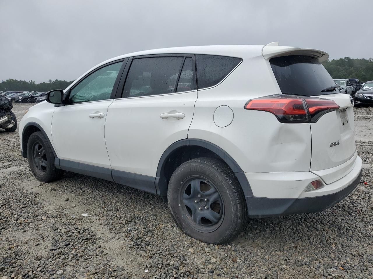 TOYOTA RAV4 LE