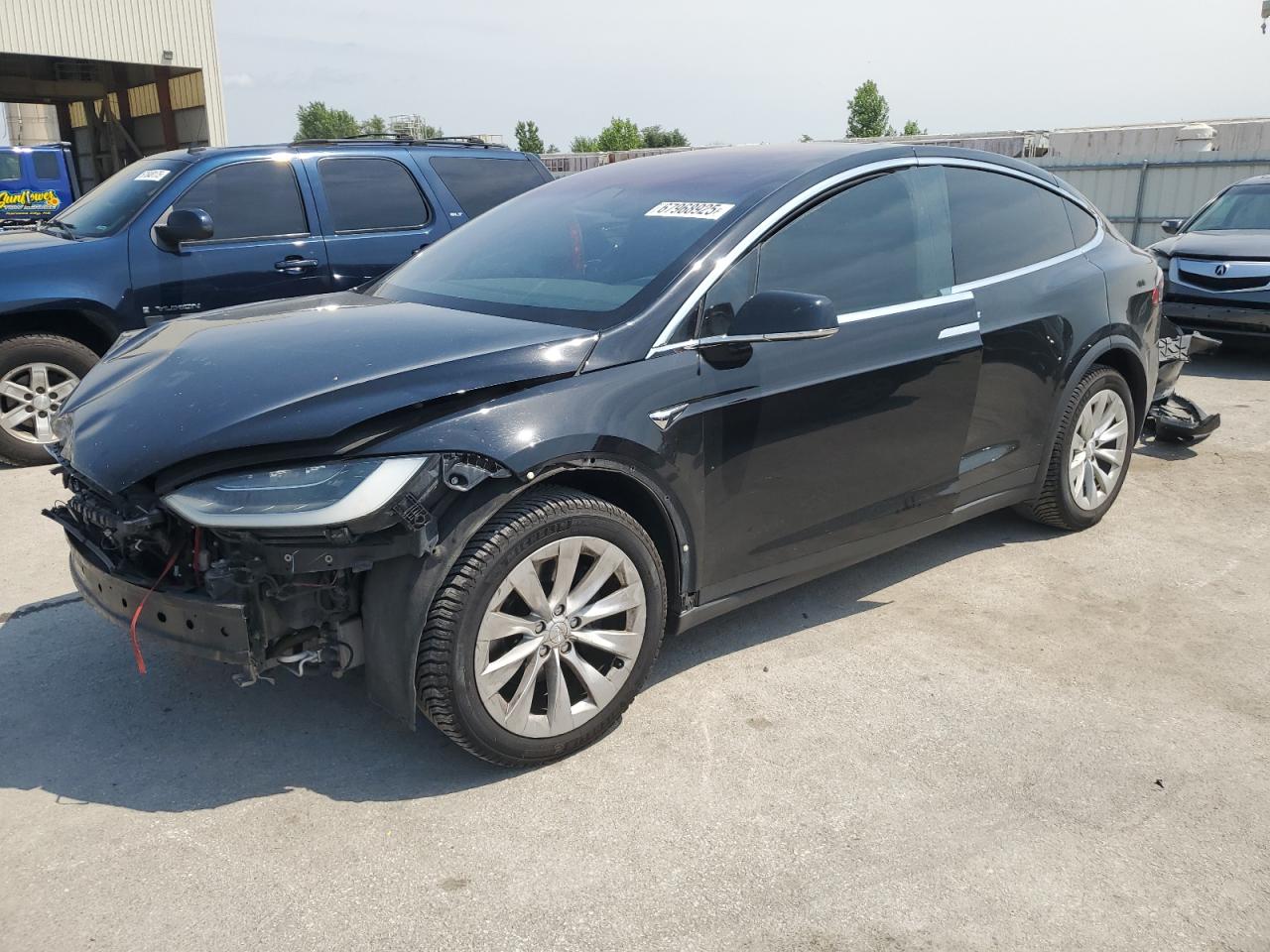 TESLA MODEL X