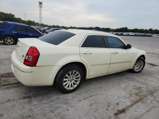 CHRYSLER 300 TOURIN 2010 cream  gas 2C3CA5CVXAH324671 photo #4