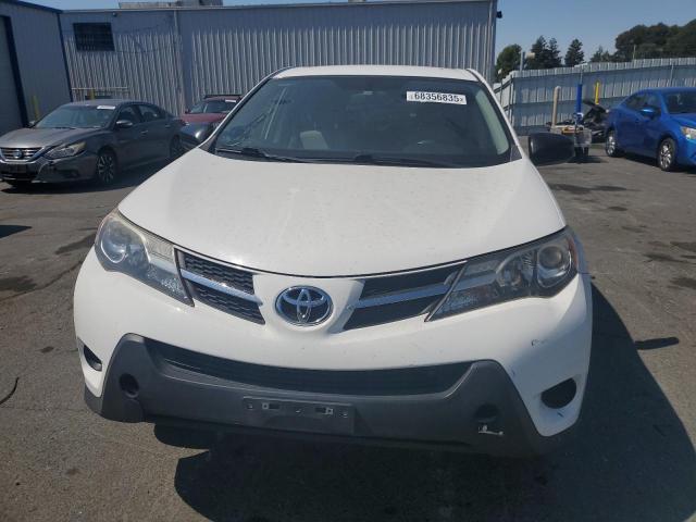 2015 TOYOTA RAV4 LE - JTMZFREV4FD050531