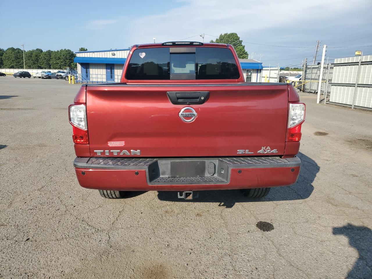 NISSAN TITAN SV