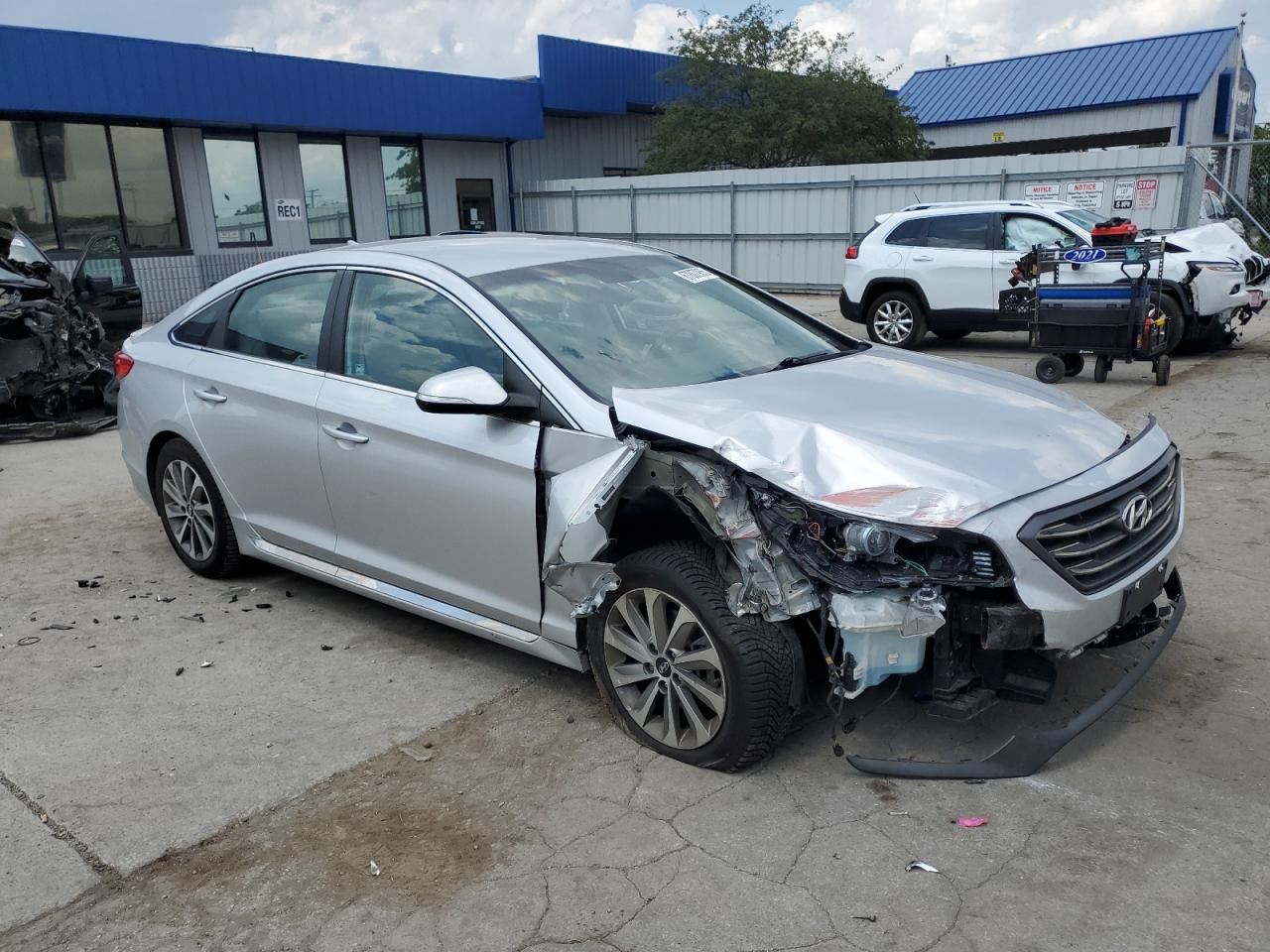 Lot #3222811581 2015 HYUNDAI SONATA SPORT