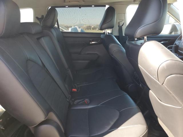 2021 TOYOTA HIGHLANDER 5TDHZRBH9MS156864