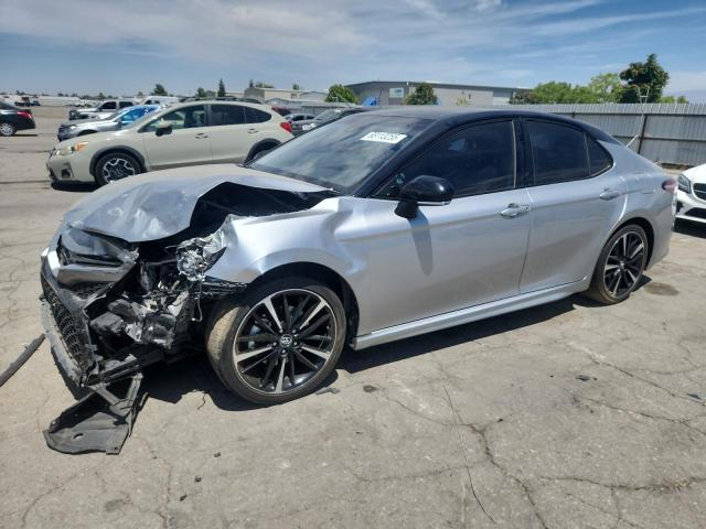 TOYOTA CAMRY XSE