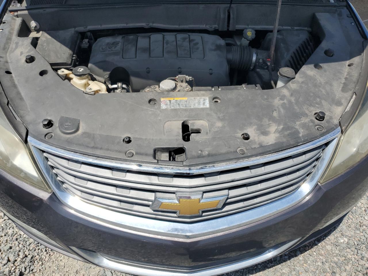 CHEVROLET TRAVERSE LS