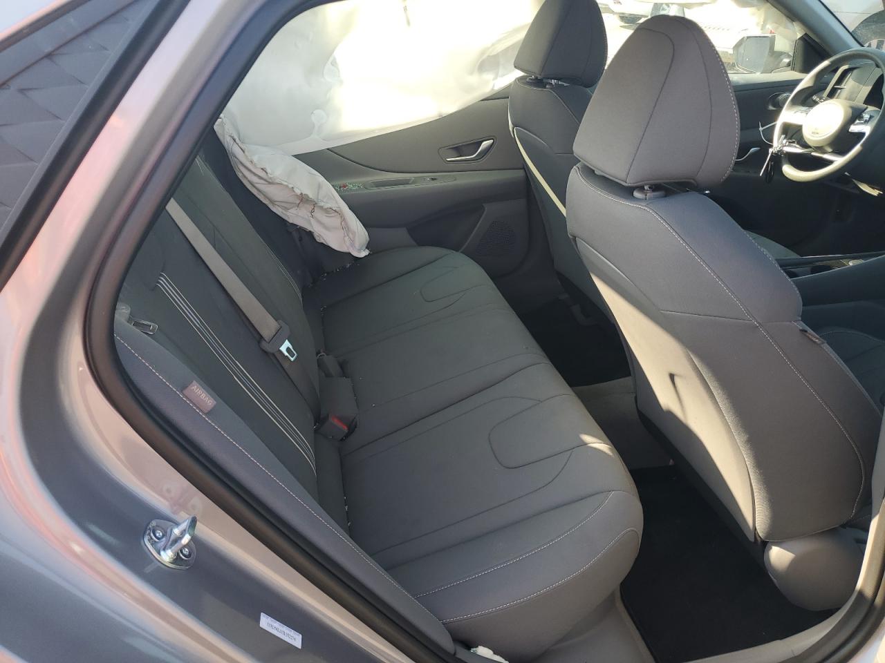 HYUNDAI ELANTRA BLUE