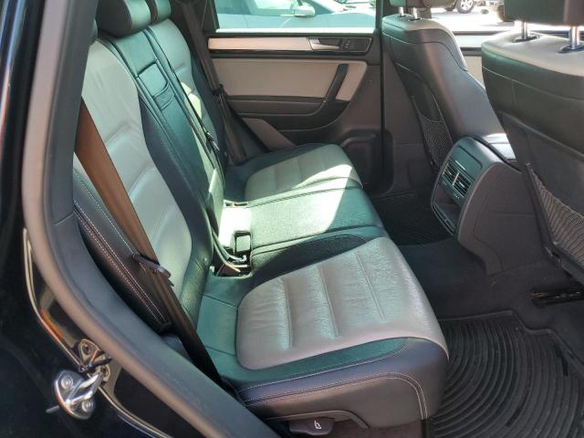 2017 VOLKSWAGEN TOUAREG WO WVGRF7BP2HD001661