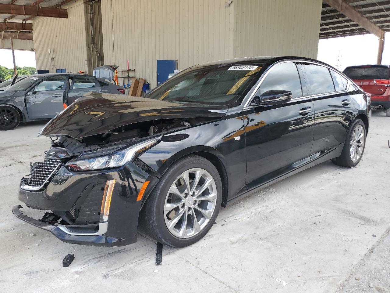CADILLAC CT5 PREMIUM LUXURY