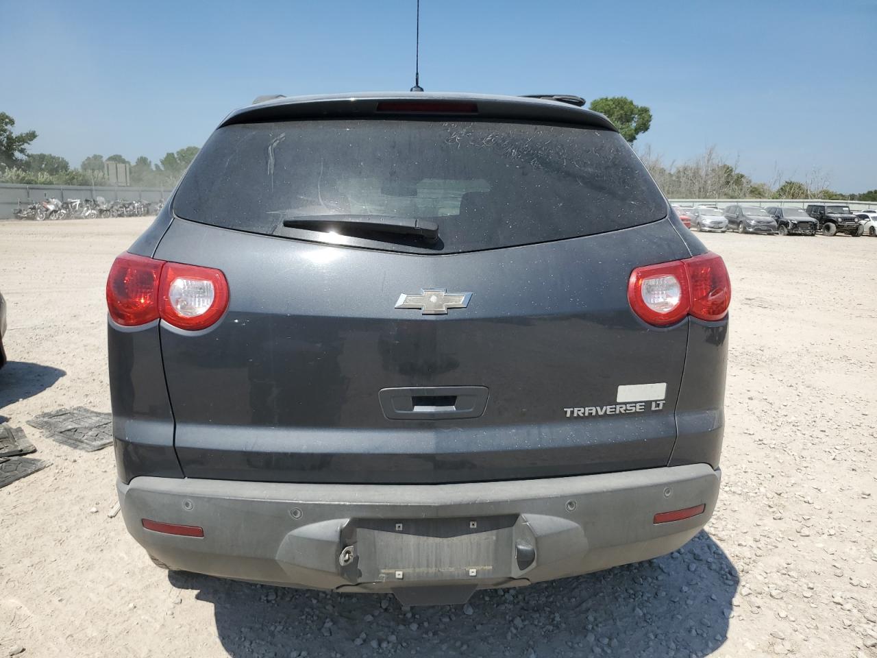 CHEVROLET TRAVERSE LT