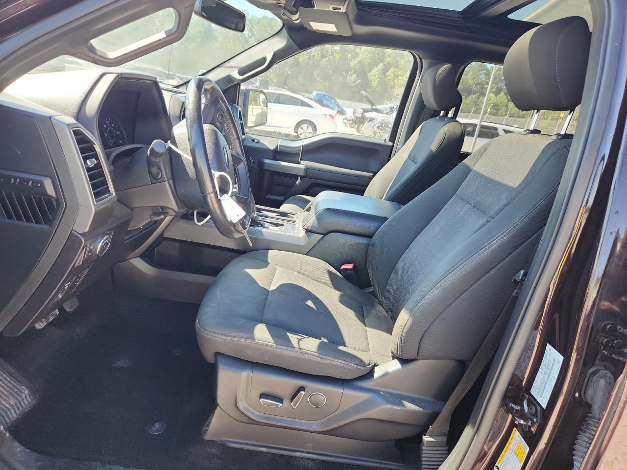 FORD F-150 SUPERCREW