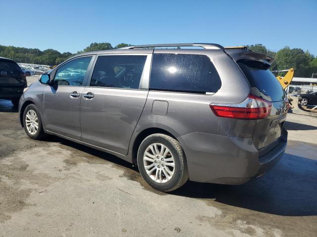 2015 TOYOTA SIENNA XLE 5TDYK3DC2FS688690