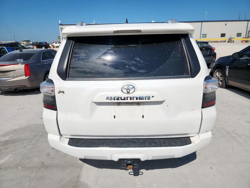 2018 TOYOTA 4RUNNER SR JTEZU5JRXJ5167469