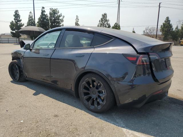 2024 TESLA MODEL Y 7SAYGDEE1RF080100