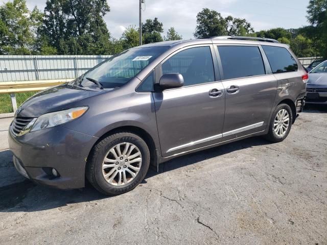Global Auto Auctions: 2013 TOYOTA SIENNA XLE