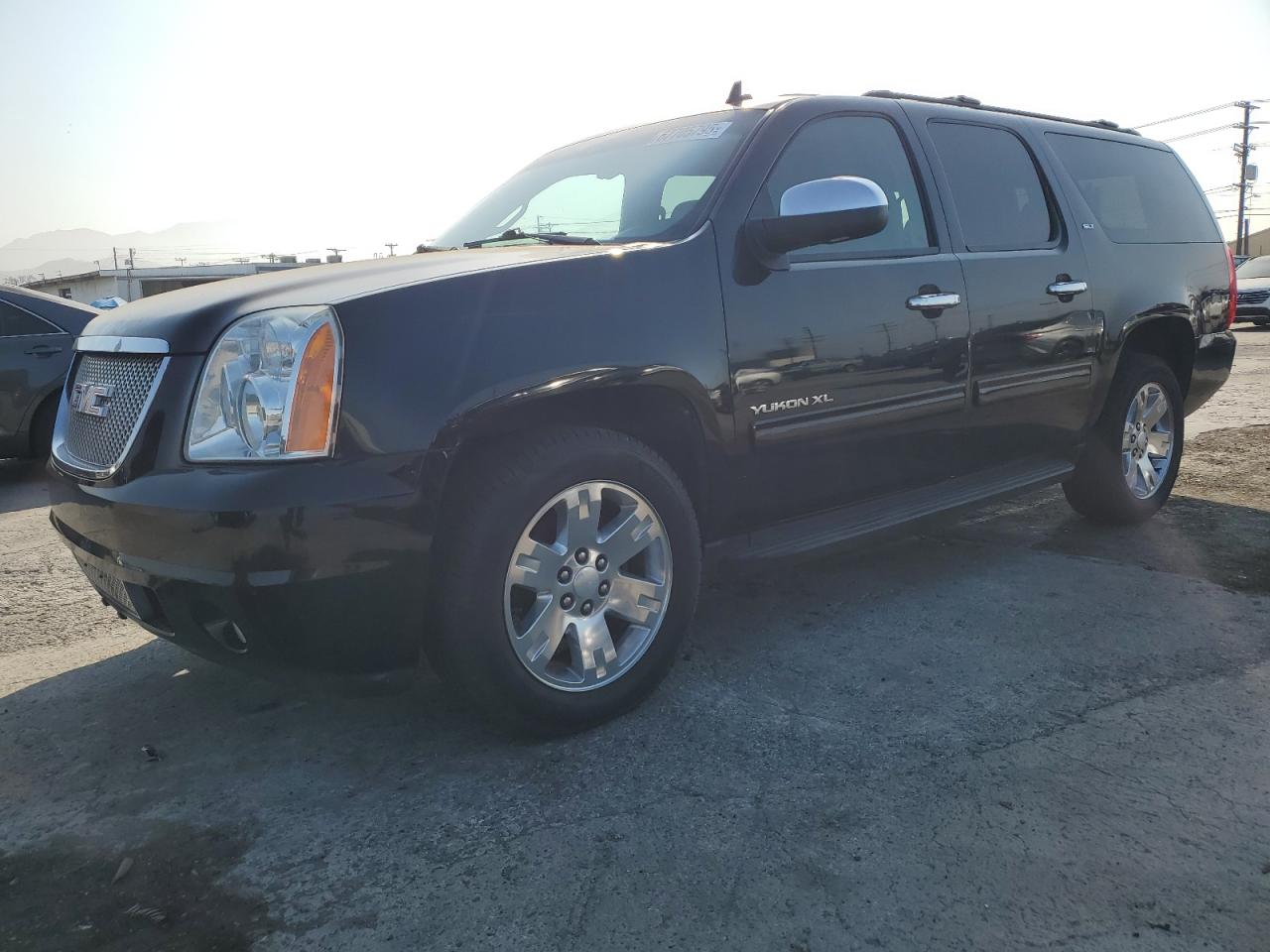GMC YUKON C1500 SLT